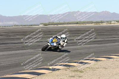 media/Jan-16-2026-CVMA Friday Practice (Fri) [[6f2bf47531]]/5-Racer 4-Trackday1/Session 2 (Bowl)/